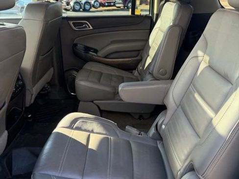 Used 2019 GMC Yukon XL Denali w/ Denali Ultimate Package image 16