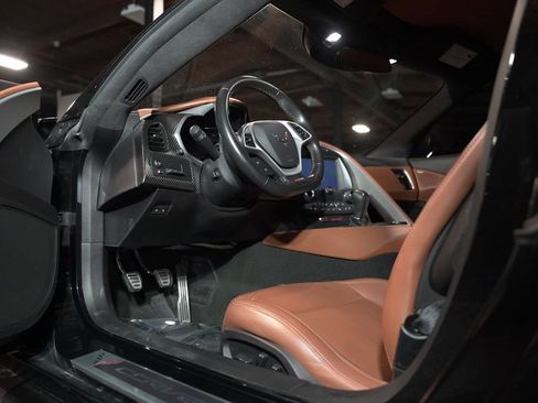 Used 2018 Chevrolet Corvette Z06 RWD image 28