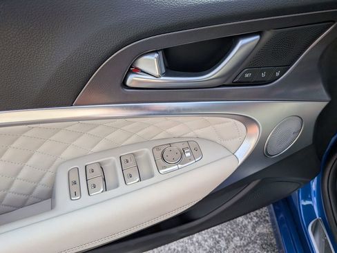 Used 2025 Genesis G70 3.3T Advanced w/ Sport Prestige Package image 10