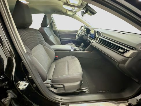 Used 2025 Toyota Camry LE w/ Convenience Package FWD image 31