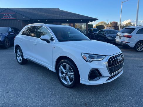 Used 2023 Audi Q3 2.0T Premium w/ Convenience Package image 18