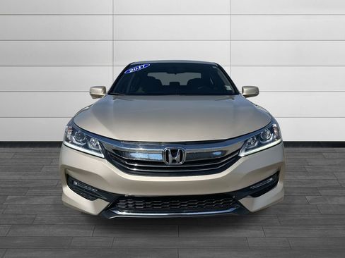 Used 2017 Honda Accord EX image 8