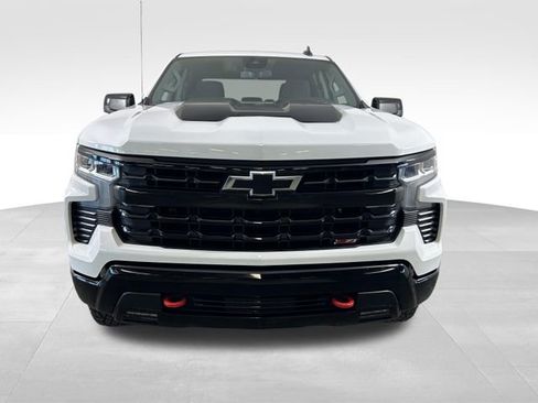 Used 2023 Chevrolet Silverado 1500 LT Trail Boss w/ Protection Package AWD/4WD image 9
