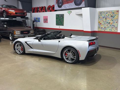 Used 2016 Chevrolet Corvette Stingray Convertible w/ 3LT Preferred Equipment Group RWD image 99