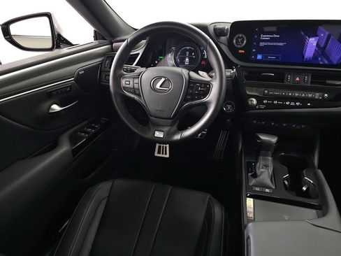 Certified 2024 Lexus ES 300h F Sport image 17