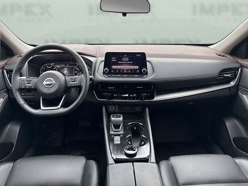 Used 2023 Nissan Rogue SV w/ SV Premium Package image 13