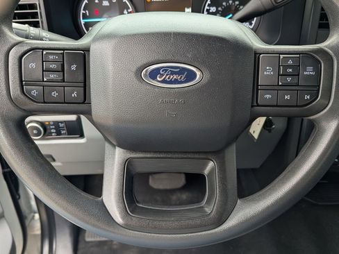 Used 2024 Ford F250 XLT w/ FX4 Off-Road Package AWD/4WD image 5