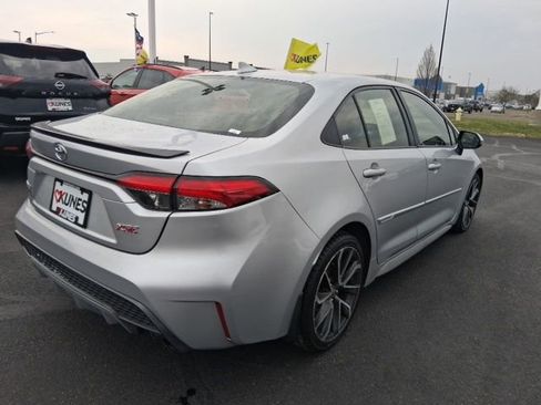 Used 2021 Toyota Corolla XSE image 6