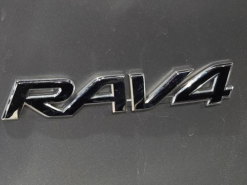 Used 2024 Toyota RAV4 XLE Premium FWD image 12