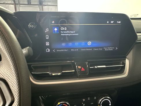 Used 2025 Chevrolet TrailBlazer LT image 15