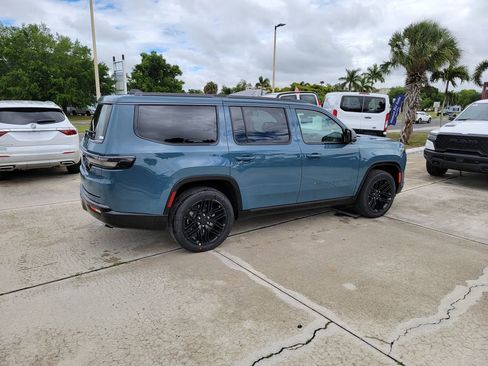 New 2026 Jeep Grand Wagoneer Limited AWD/4WD image 5