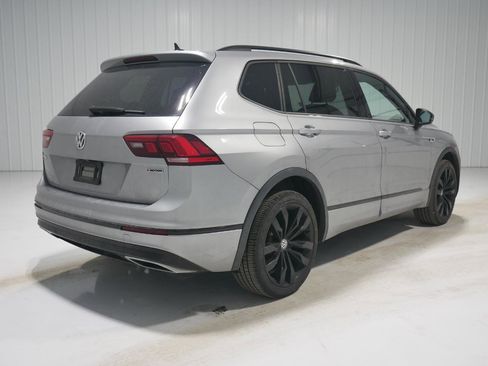 Used 2021 Volkswagen Tiguan SE R-Line image 5