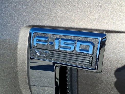 Used 2023 Ford F150 XLT image 7