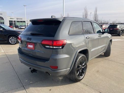 Certified 2022 Jeep Grand Cherokee Laredo X image 6