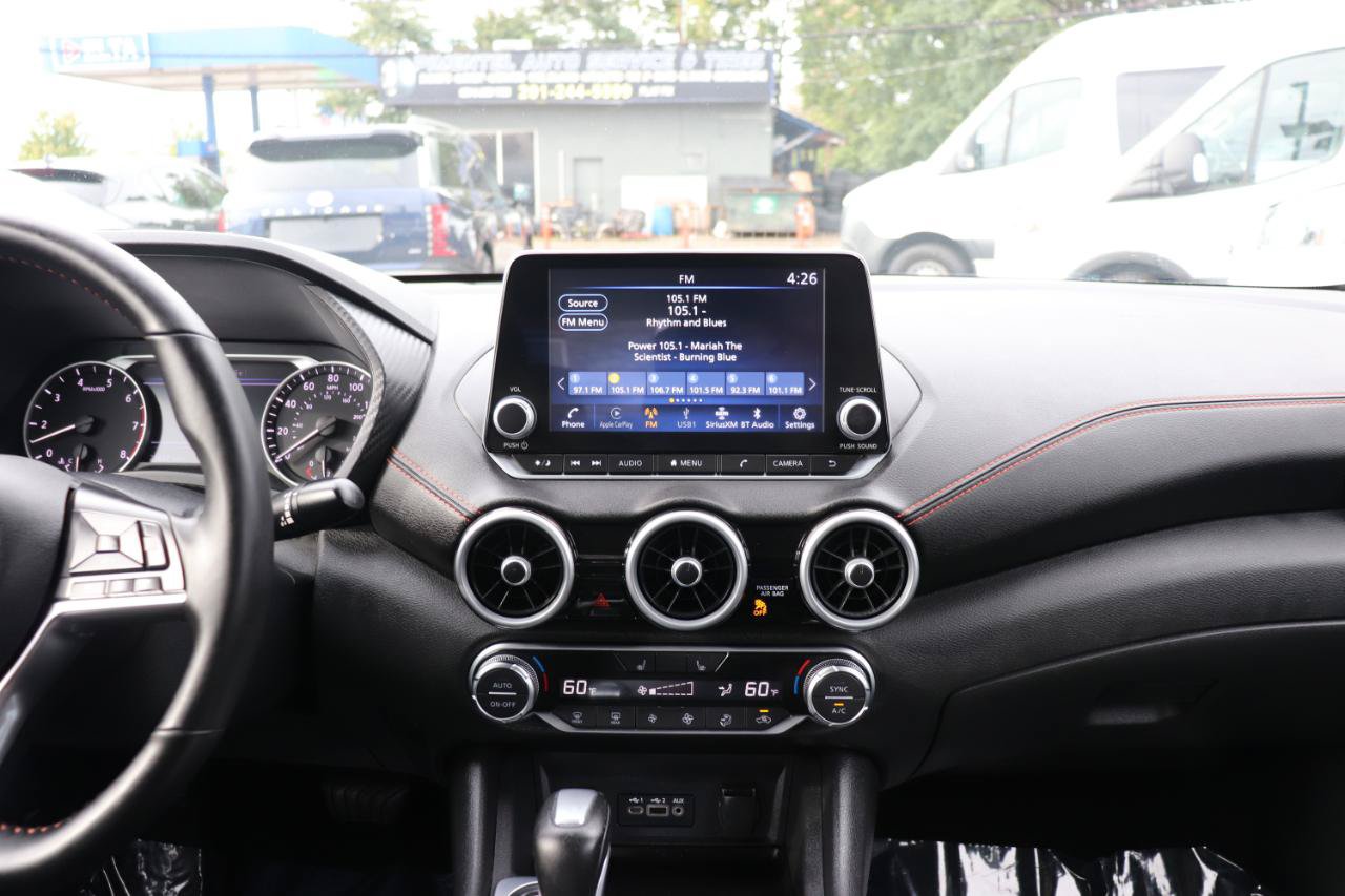 Used 2025 Nissan Sentra SR w/ Midnight Edition FWD image 19