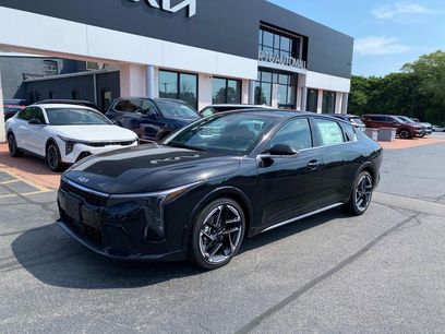 New 2025 Kia K4 GT-Line