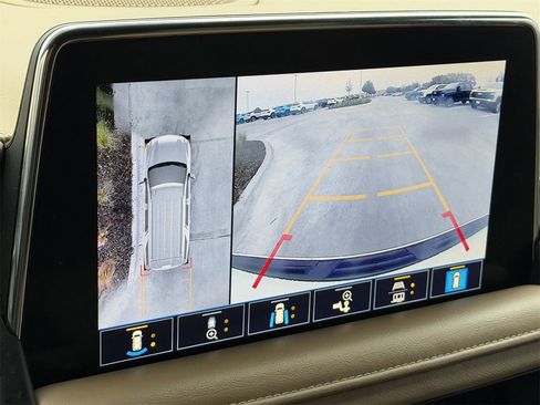 Used 2021 Chevrolet Tahoe Premier w/ Premium Package image 19