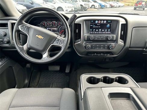 Used 2018 Chevrolet Silverado 1500 LT w/ Trailering Package image 14