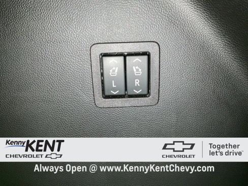 Certified 2023 Buick Enclave Avenir w/ Avenir Technology Package image 10