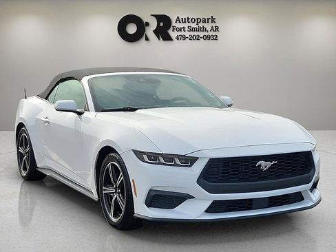 Used 2024 Ford Mustang Premium image 1