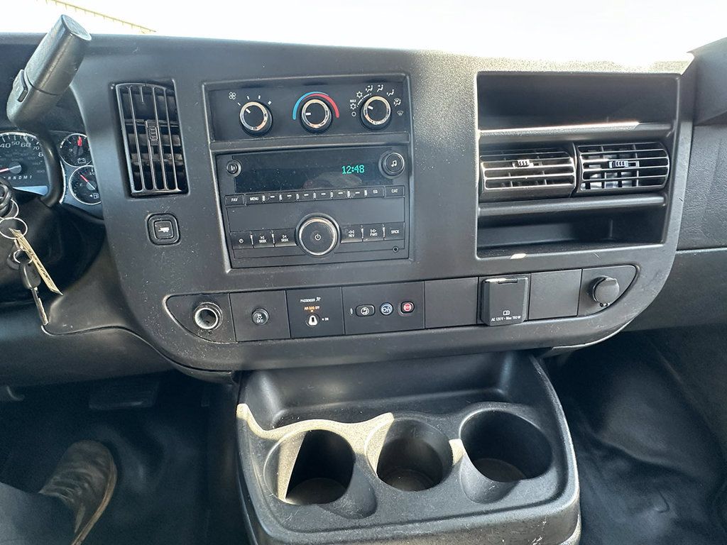 Used 2019 GMC Savana 2500 w/ Driver Convenience Package RWD image 27