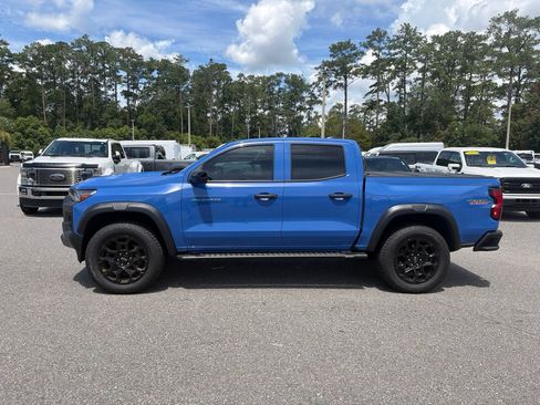 Used 2026 Chevrolet Colorado Trail Boss AWD/4WD image 3