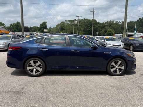 Used 2019 Kia Optima S FWD image 2