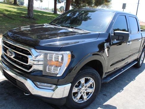 Used 2021 Ford F150 XLT w/ Equipment Group 302A High AWD/4WD image 4
