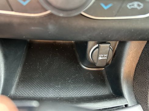 Used 2023 Dodge Charger SXT image 31