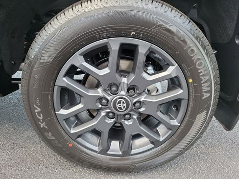 New 2026 Toyota Sequoia Platinum image 28