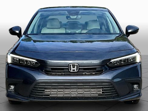 Used 2023 Honda Civic Touring image 4