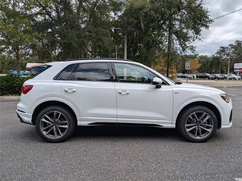 Used 2025 Audi Q3 2.0T Premium image 10