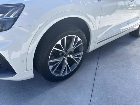 Used 2023 Audi Q8 Premium Plus image 9