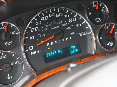 Used 2011 GMC Savana 1500 image 17