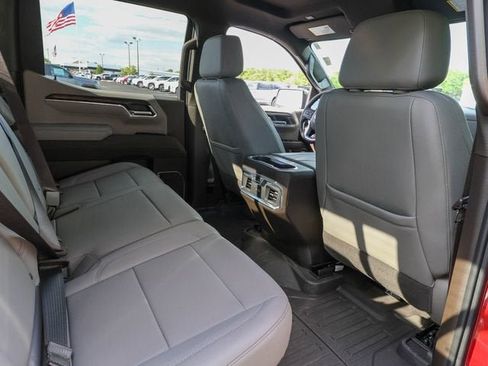 Used 2025 GMC Sierra 1500 SLT w/ SLT Premium Plus Package AWD/4WD image 24