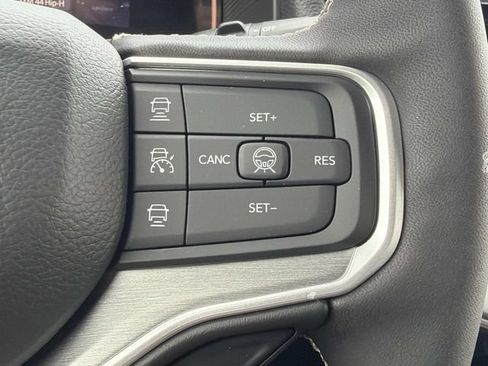 New 2026 Jeep Grand Wagoneer 2WD w/ Premium Group I image 34