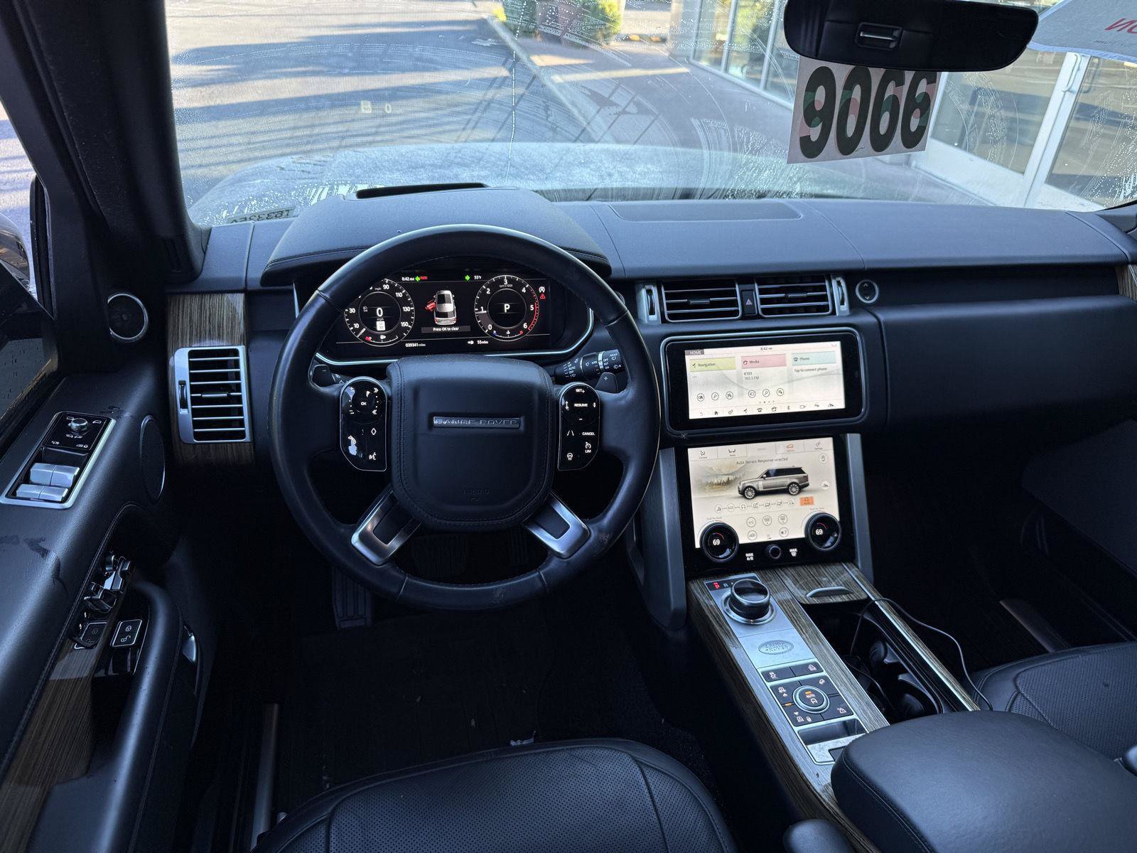 Used 2020 Land Rover Range Rover HSE AWD/4WD image 14
