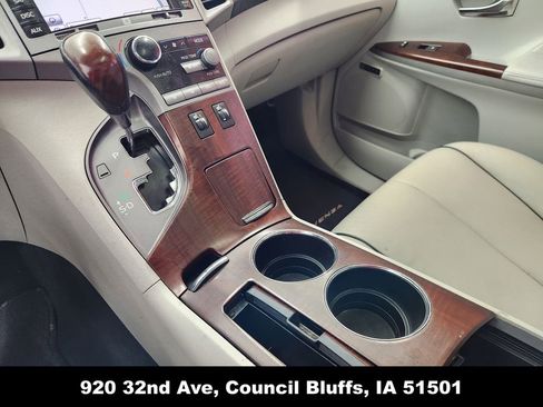 Used 2011 Toyota Venza AWD image 27