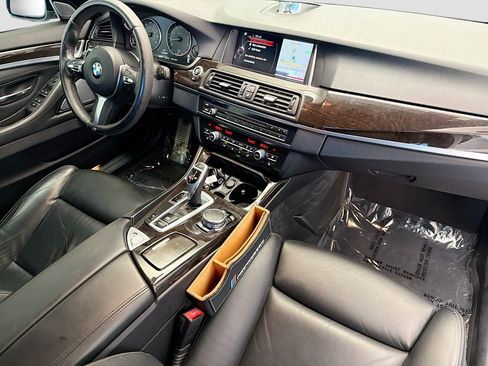 Used 2015 BMW 550i Sedan RWD image 11