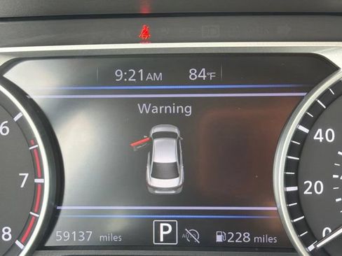 Used 2024 Nissan Sentra SV FWD image 31