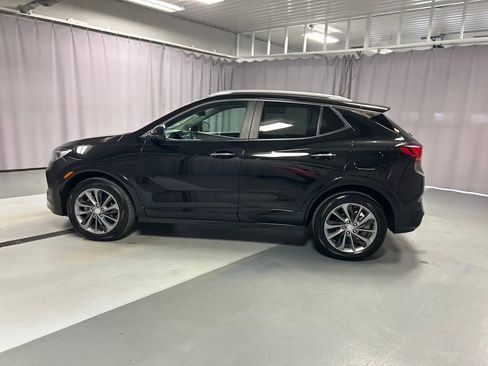 Used 2023 Buick Encore GX Select w/ Sport Touring Package FWD image 4