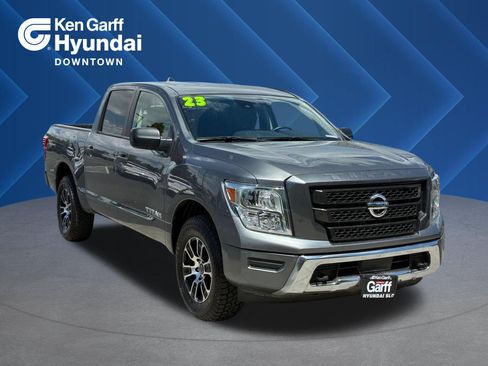 Used 2023 Nissan Titan SV AWD/4WD image 1
