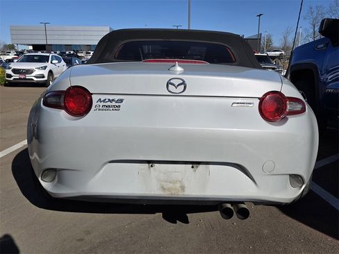 Used 2016 MAZDA MX-5 Miata Grand Touring image 5