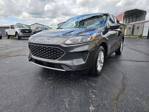 Used 2020 Ford Escape SE AWD/4WD image 2