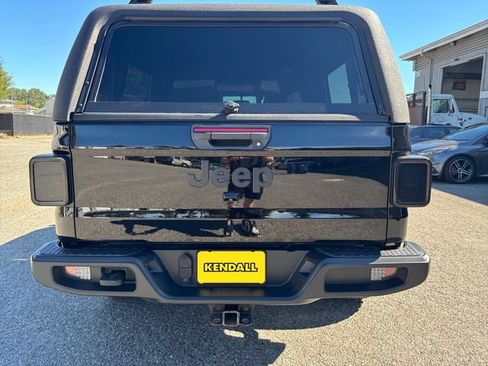 Used 2021 Jeep Gladiator Sport AWD/4WD image 27