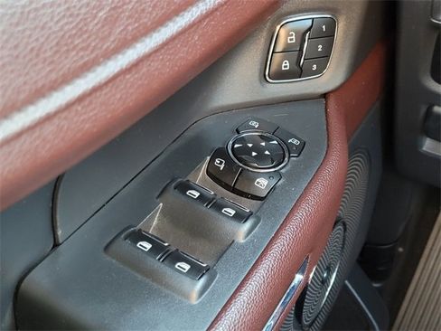 Used 2023 Ford Expedition Max Limited image 29