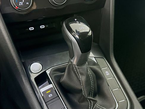 Used 2023 Volkswagen Tiguan S image 23