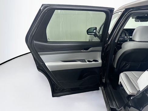 Used 2025 Hyundai Palisade SEL FWD image 27