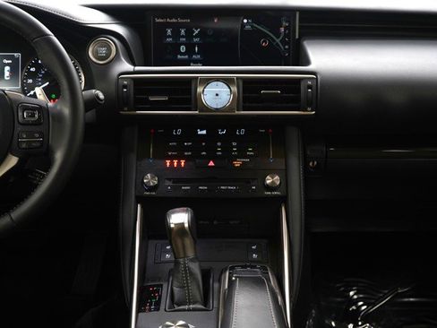 Used 2018 Lexus IS 300 300 w/ Comfort Package image 14