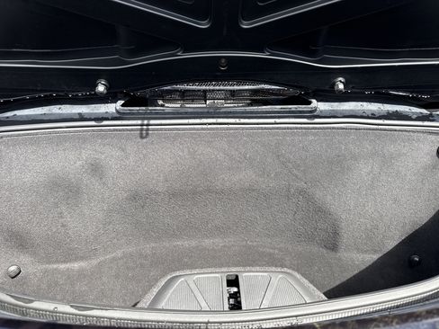 Used 2021 Chevrolet Corvette Stingray Preferred Conv w/ Z51 Performance Package image 32